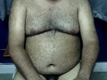 Stripchat Live Sex Cam of hairysubcub_70