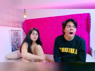 Xlovecam Watch Live Sex Cams of SofiNdLogan
