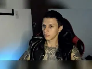 Xlovecam Live Porn of MasterDaveExtreme