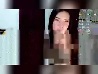 Xlovecam Nude Webcam of KateSteve