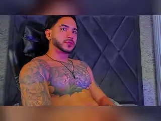 Xlovecam Live Sex Cam of DanteDimarco