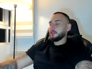 Xlovecam Watch Live Sex Cams of FrankJones
