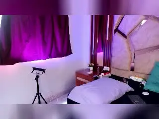 Xlovecam Sex Chat of VanyAngel