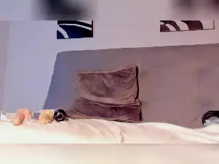 Xlovecam Live Sex Cam of DrakeWit
