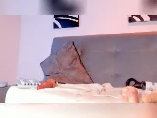 Xlovecam Sex Cam of DrakeWit