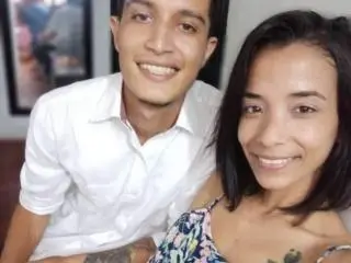 Xlovecam Nude Webcam of AlejoyMaria