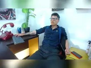 Xlovecam Nude Webcam of AquilesTaylor