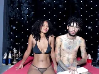 Xlovecam Free Live Porn of JeniferandBenn