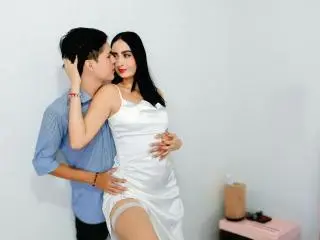 Xlovecam Best Webcam of MeganAndKen