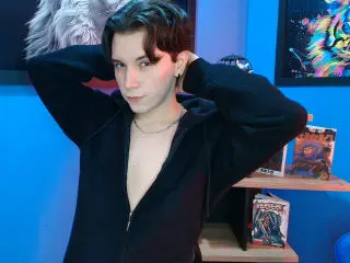 Xlovecam Watch Live Sex Cams of HoldenS