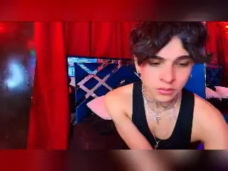 Xlovecam Sex Cam of LukeHowlandy