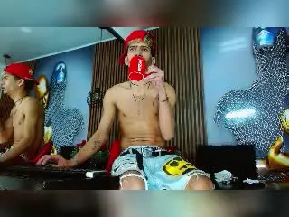 Xlovecam Live Sex of SkinnyCuteAlyer