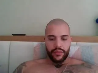 Xlovecam Sex Cam of MedellynDark