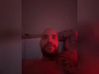 Xlovecam Live Sex Cam of MedellynDark