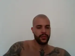 Xlovecam Sex Chat of MedellynDark
