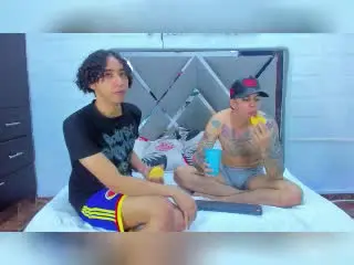 Xlovecam Nude Webcam of TeamAr