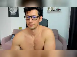 Xlovecam Live Sex Cam of BrutusK