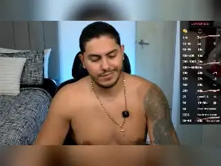 Xlovecam Live Porn of OwenPierce