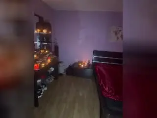Xlovecam Live Sex of Saraby