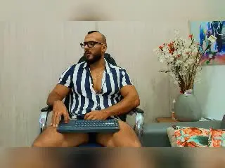 Xlovecam Live Sex of TitanMax
