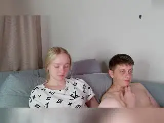 Xlovecam Adult Webcam of ShawtyMiaAndJack
